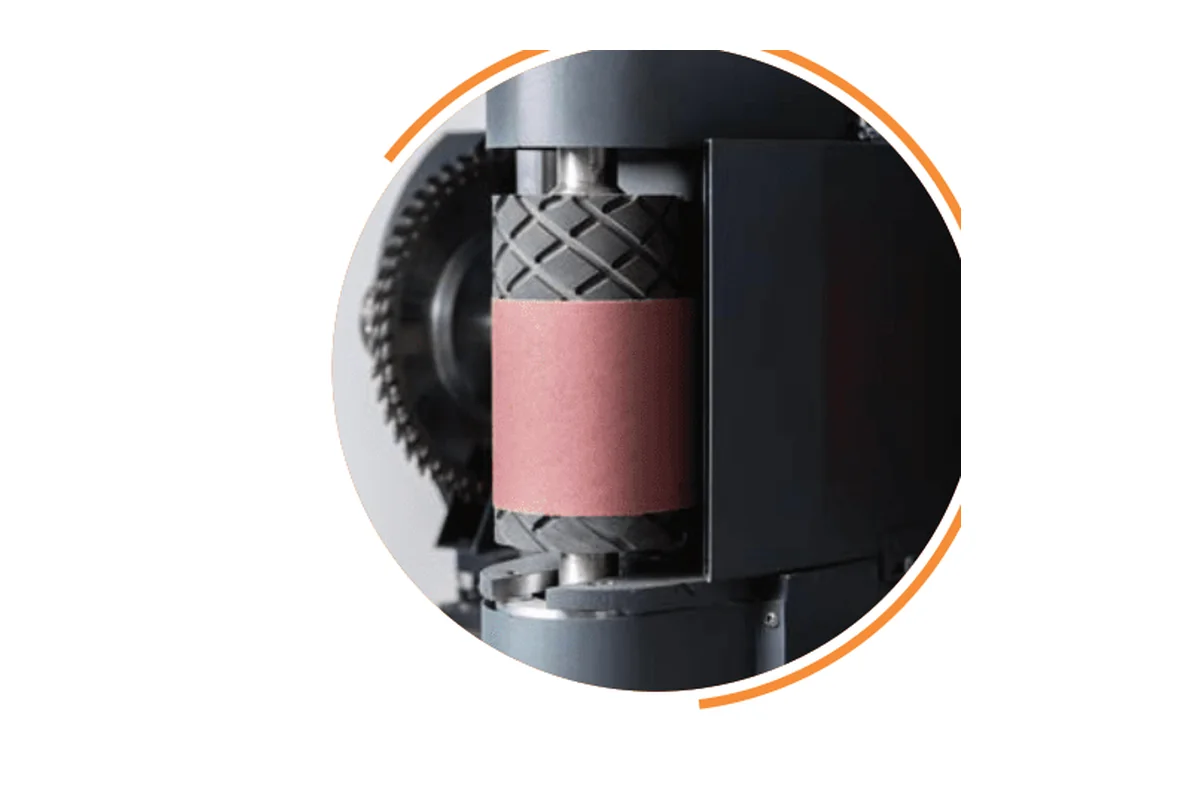 Oscillating sanding unit