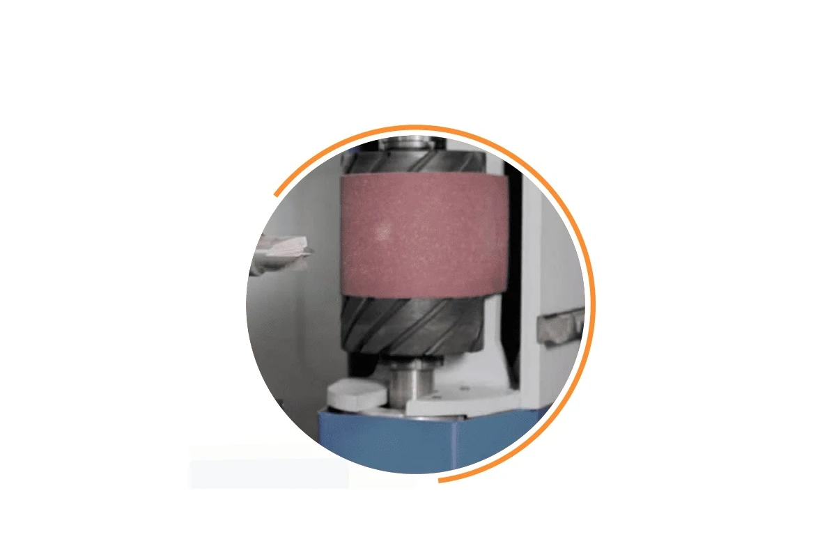 Oscillating sanding unit