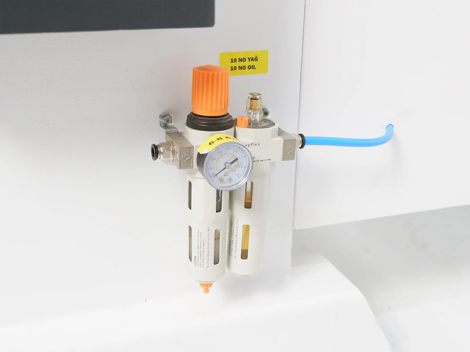 Pneumatic clamping and air preparation