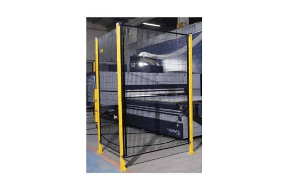 Perimeter safety fence